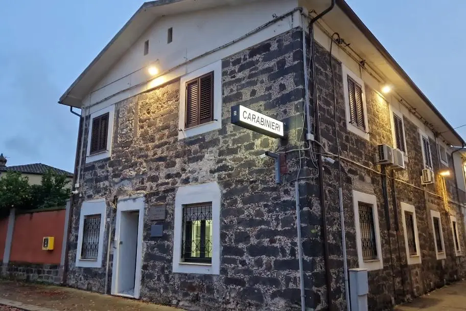 La caserma di Sedilo (foto Orbana)