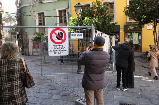 Transenne in via Dettori (Archivio)
