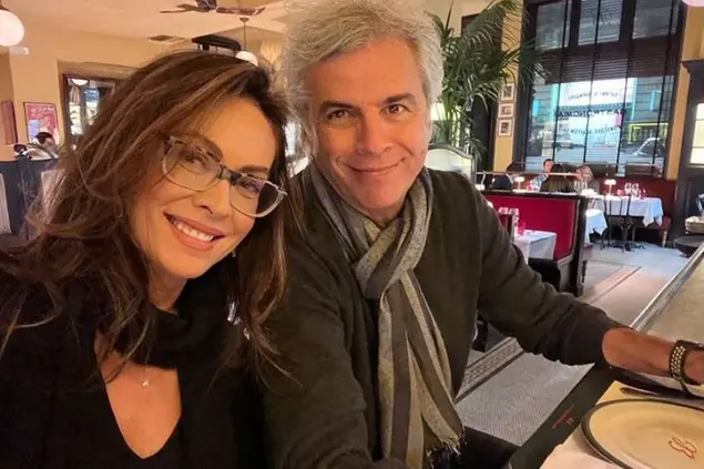 Elena Sofia Ricci e Stefano Mainetti (foto Instagram)