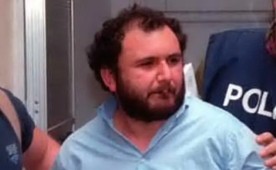 Un primo piano del boss