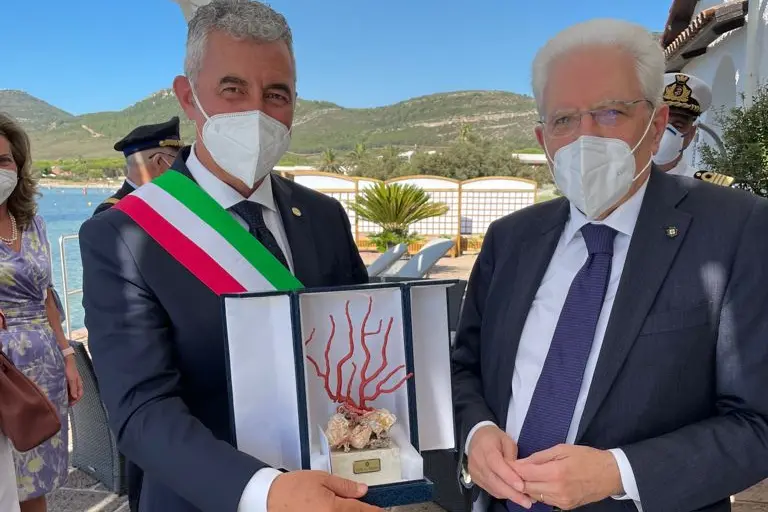 La consegna del corallo (foto comune di Alghero)