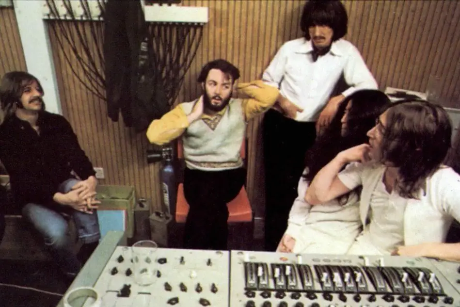 I Beatles in studio (Ansa)