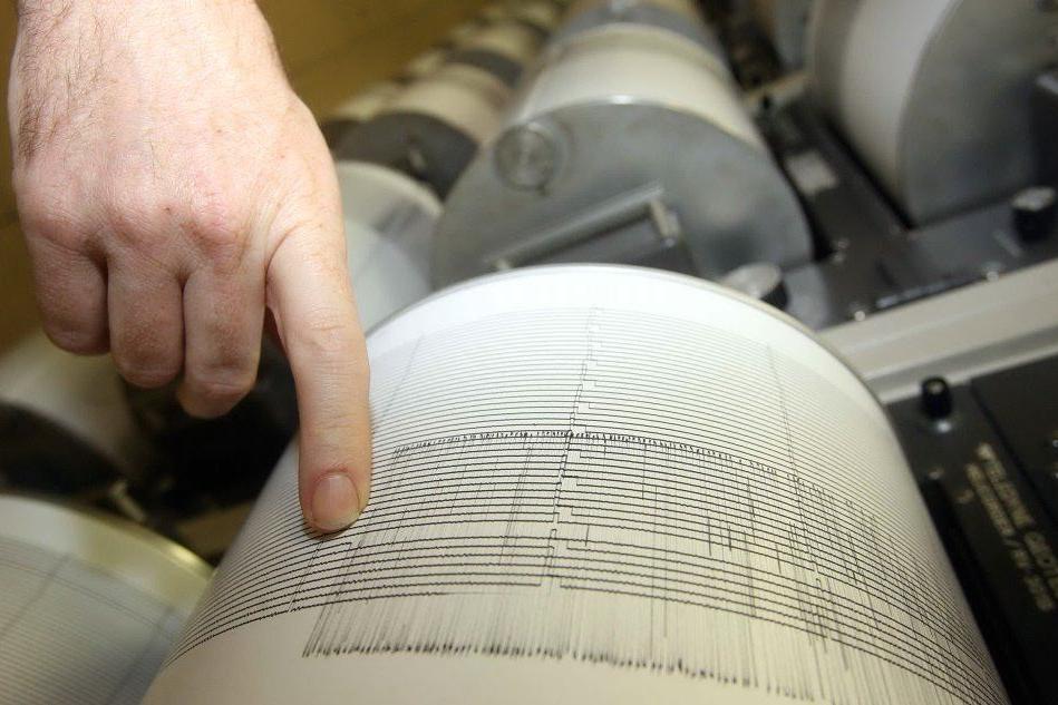 Terremoto di magnitudo 4 a Catanzaro, cittadini per strada