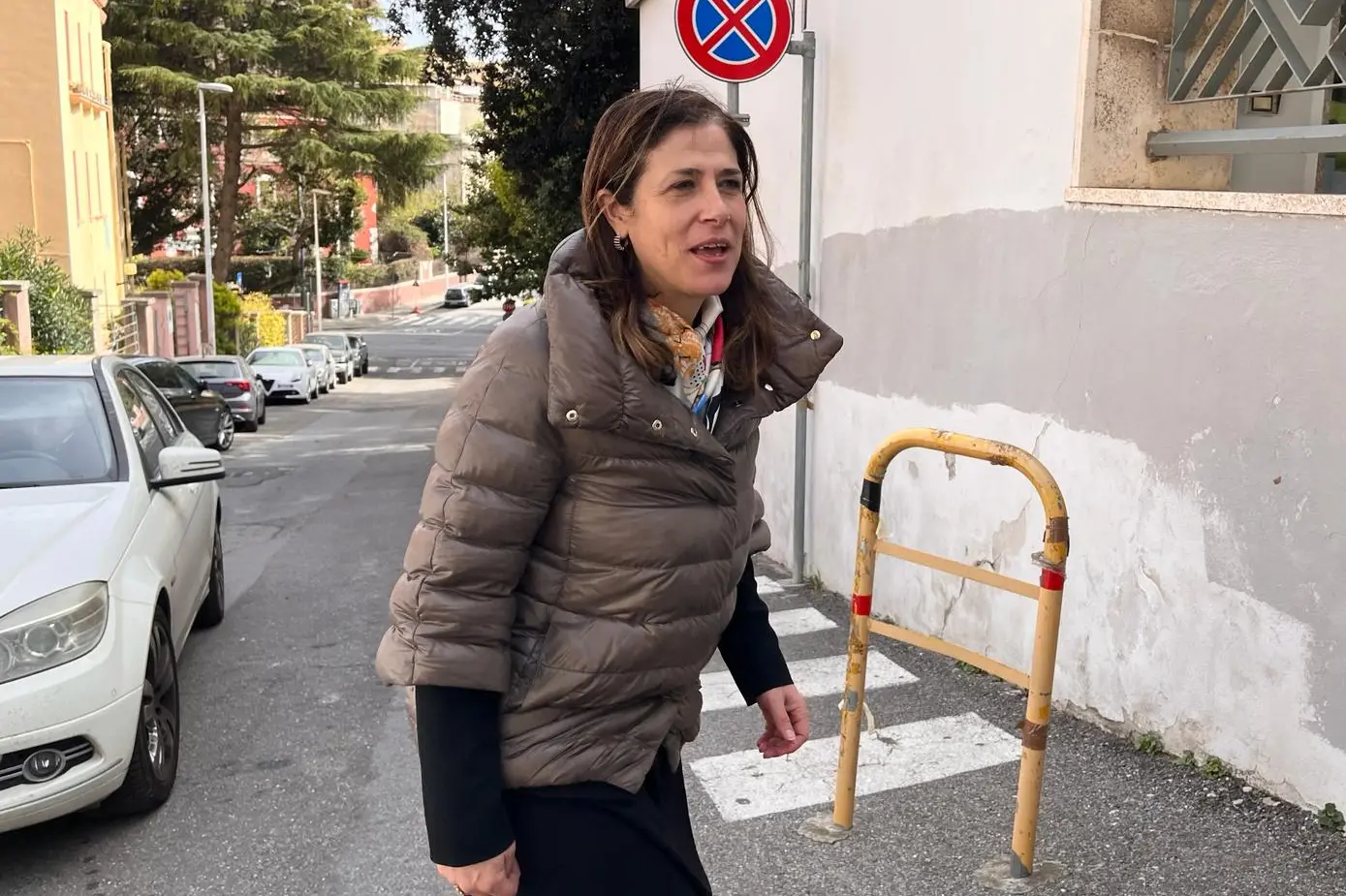 Alessandra Todde arriva a Villa Devoto