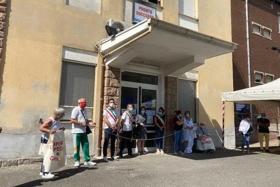 Ghilarza, nuove tensioni per l'ospedale: intervengono i carabinieri