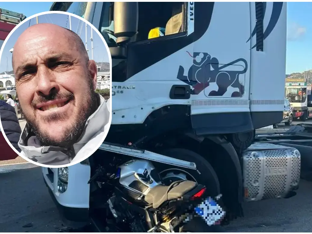 La moto contro il Tir, nel riquadro la vittima Emanuele Vitiello