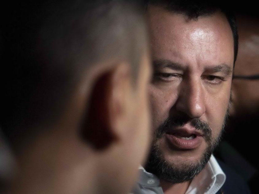 Condono, Salvini: &quot;Il testo resta così, non ci sono manine né scie chimiche&quot;