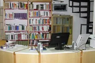 Il desk della biblioteca di Mogorella