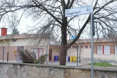 Villacidro,  il tratto della via Cagliari davanti alle scuole elementari Foto Simone Nonnis