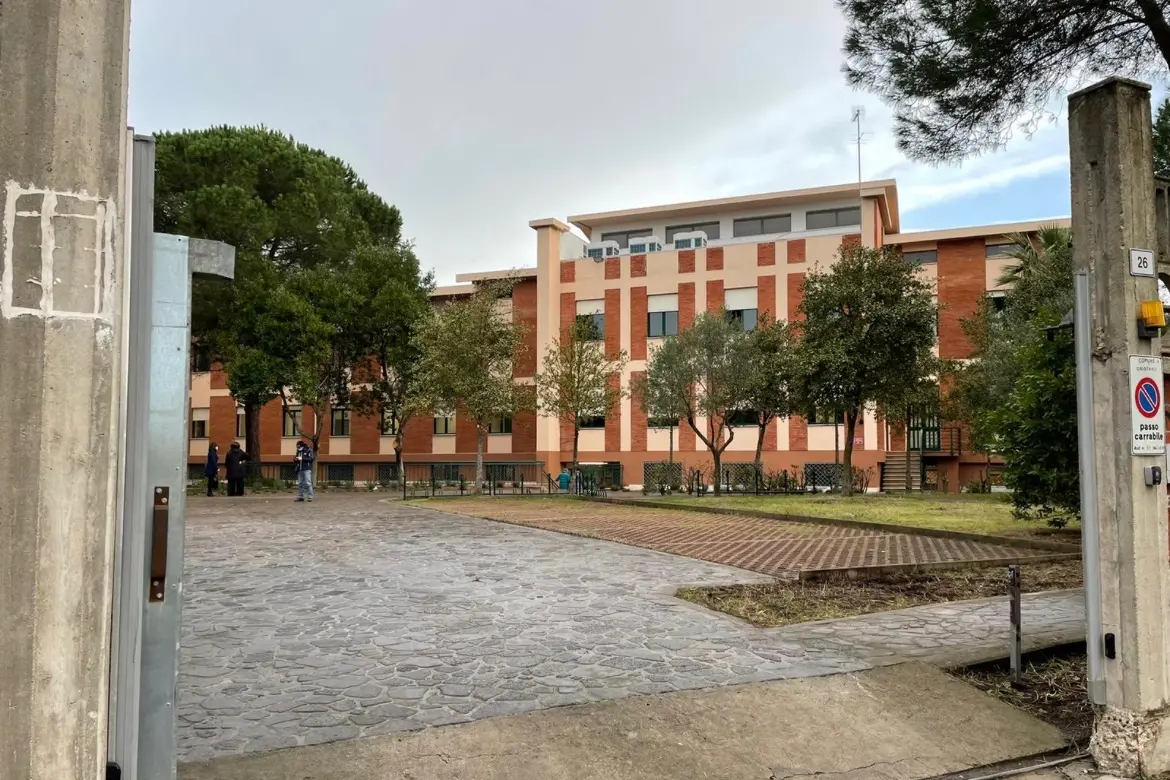 La scuola media Grazia Deledda