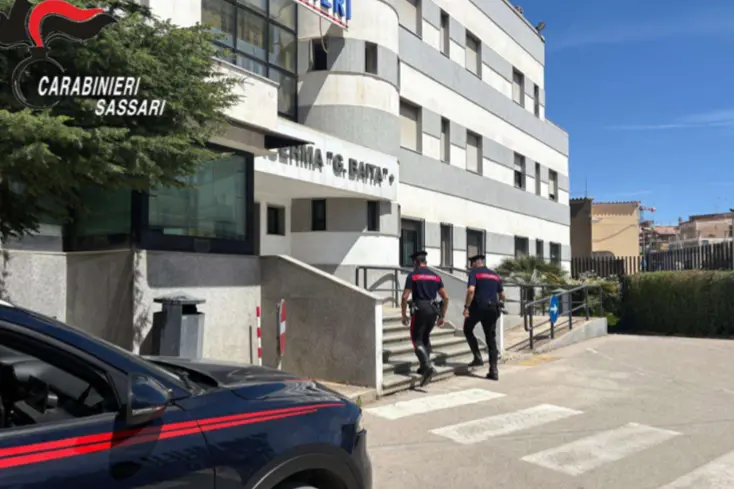 Carabinieri ad Alghero (foto carabinieri)