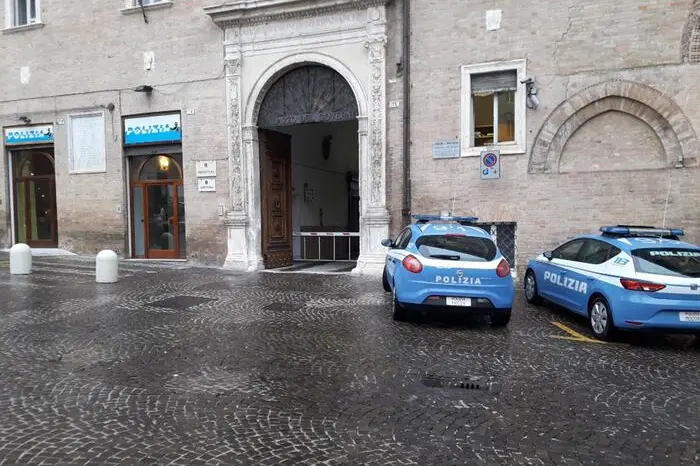 MACERATA - Questura.