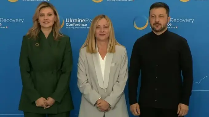https://immagini.unionesarda.it/version/c:NTlkMTBjN2ItZjRiYS00:YzIzYTE1MDktODcyNy00/image.webp?f=16:9