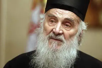 Il patriarca Irinej (Ansa)