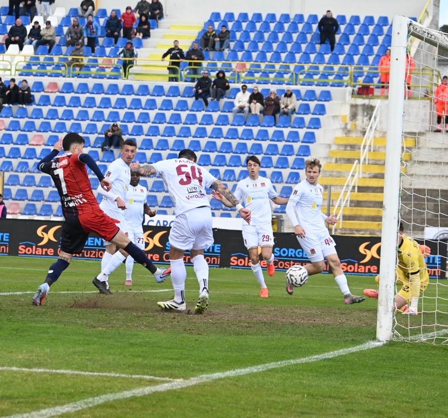 Torres, una vittoria per la salvezza