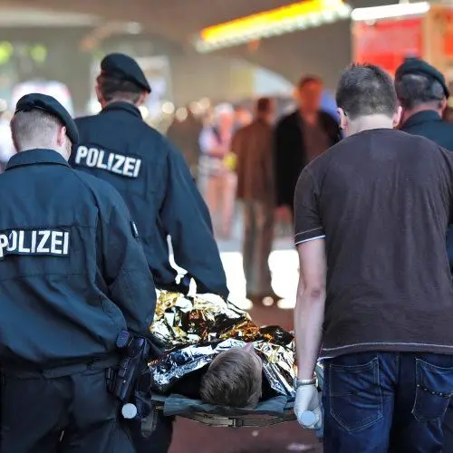 Love Parade a Duisburg, 15 vittime schiacciate dalla ressa