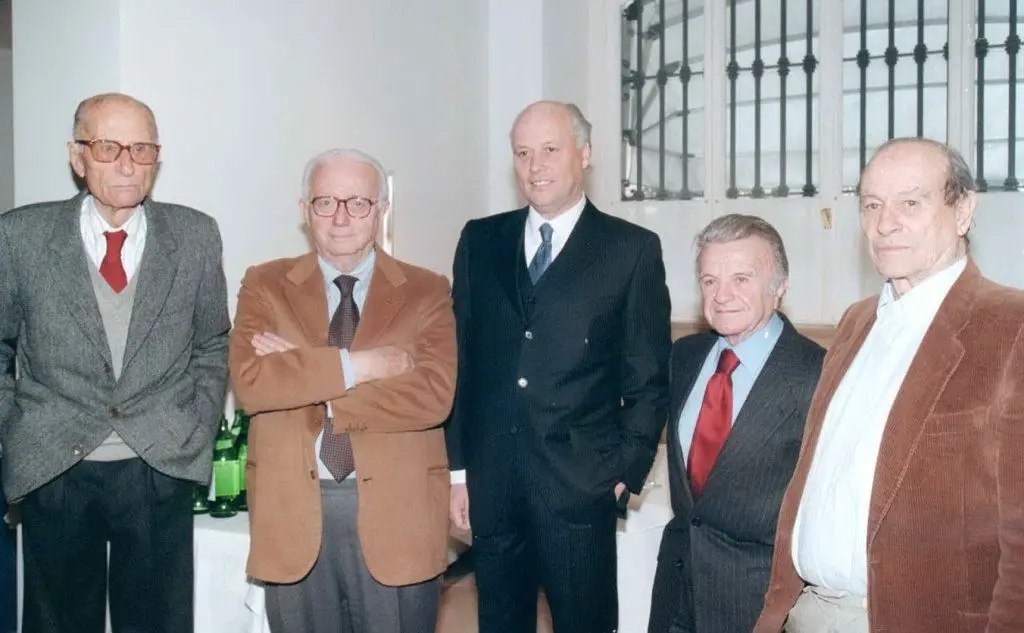 Insieme ai colleghi Indro Montanelli, Giorgio Bocca, Ettore Mo e a Ginacarlo Aneri