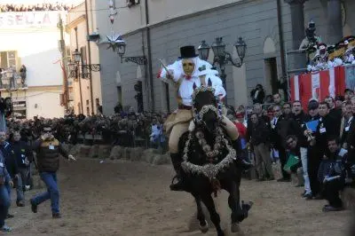 Un momento della Sartiglia di Oristano - foto alessandra chergia