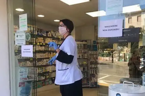 Una farmacia (Archivio L'Unione Sarda)
