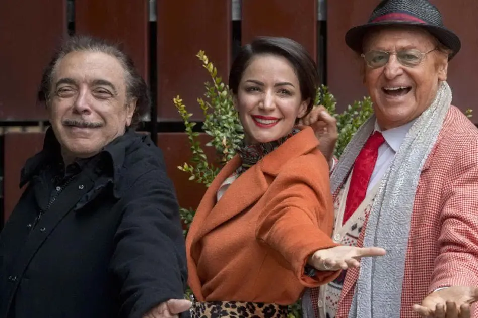 Nino Frassica, Andrea Delogu, Renzo Arbore (Ansa)