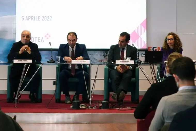 Da sinistra: Chessa, Todde e Muñoz (Foto Regione Sardegna)