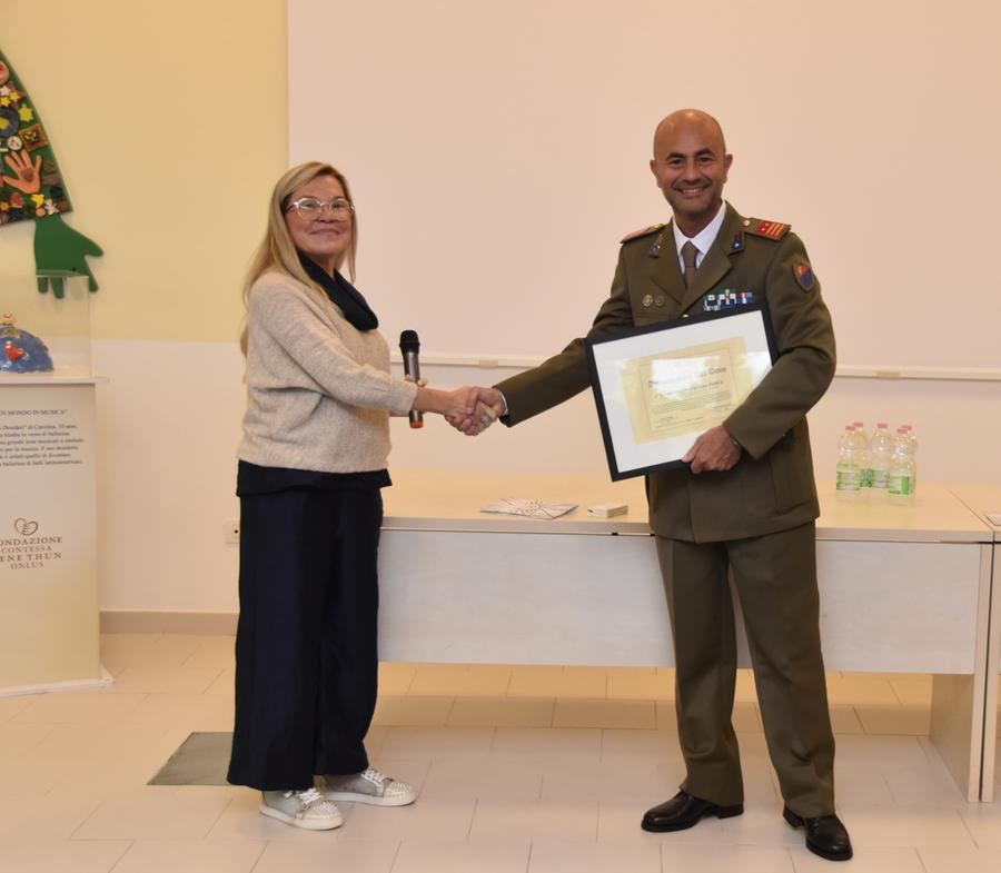Talassemia, luogotenente dell’esercito premiato come “ambasciatore del dono”