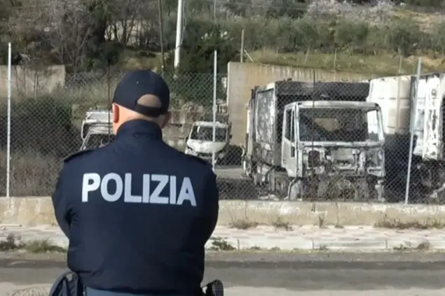 Orgosolo (foto Canu)
