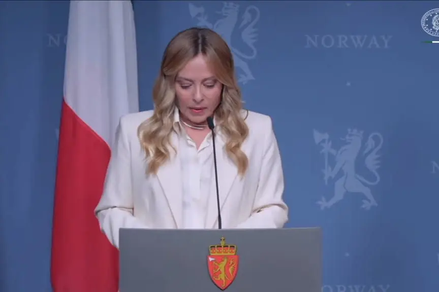 Russia, Meloni: non bisogna rispondere a provocazioni Mosca