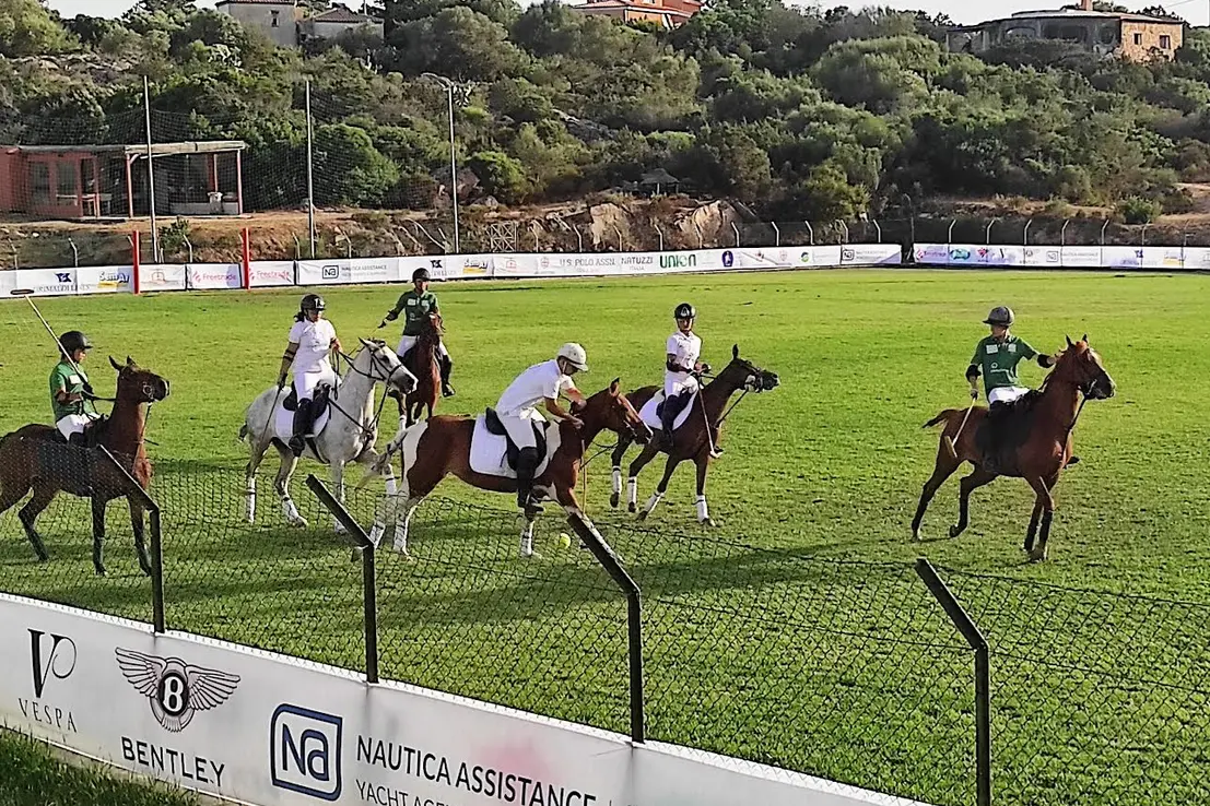 Un'immagine della squadra sarda in gara all’Italia Polo Challenge
