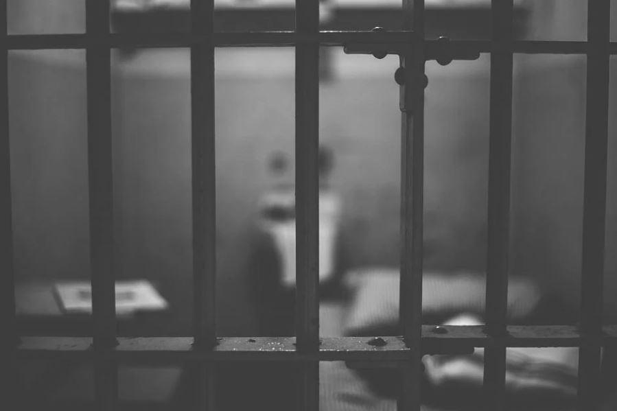La cella di un carcere (foto Pixabay)