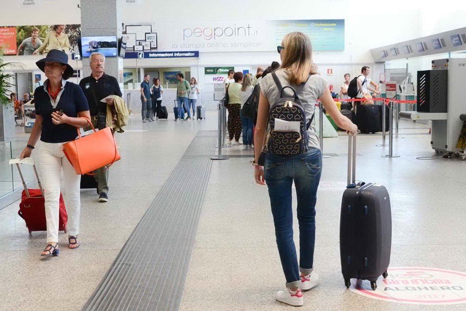 La battaglia dei bagagli a mano: stretta di Ryanair