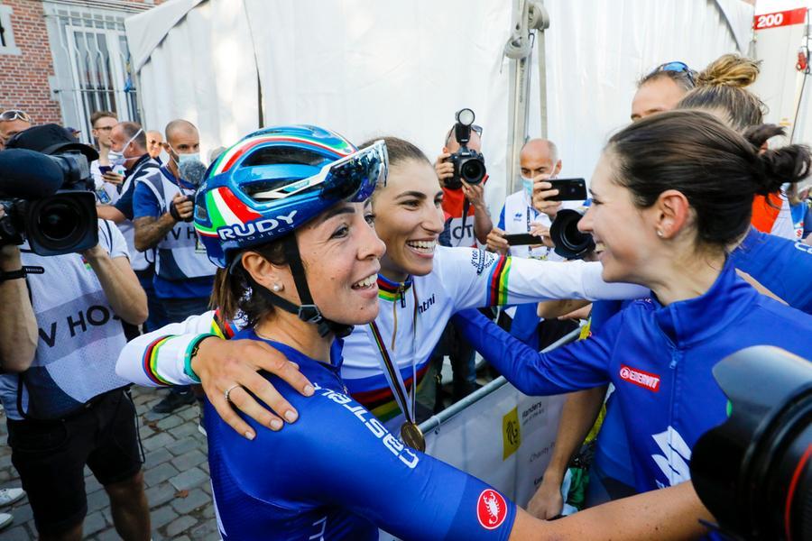 Il Giro d’Italia Donne in Sardegna nell’anno del boom