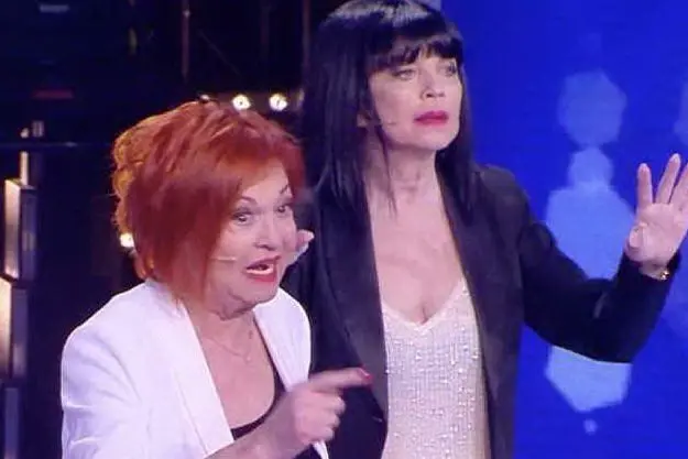 Wanna Marchi e Stefania Nobile ospiti in tv (foto da frame video)