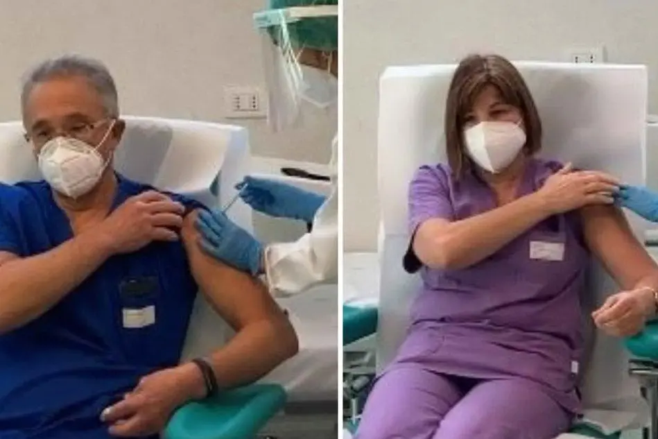 L'iniezione al medico Silverio Piro e all'infermiera Virginia Boi (L'Unione Sarda - Cossu)