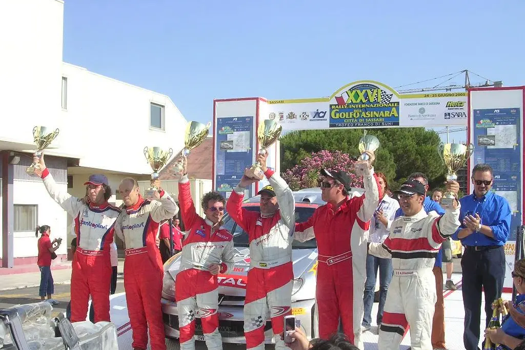 Il podio del Rally Golfo dell’Asinara 2005 (foto Aci Sassari - Ufficio stampa Rally Golfo dell’Asinara)