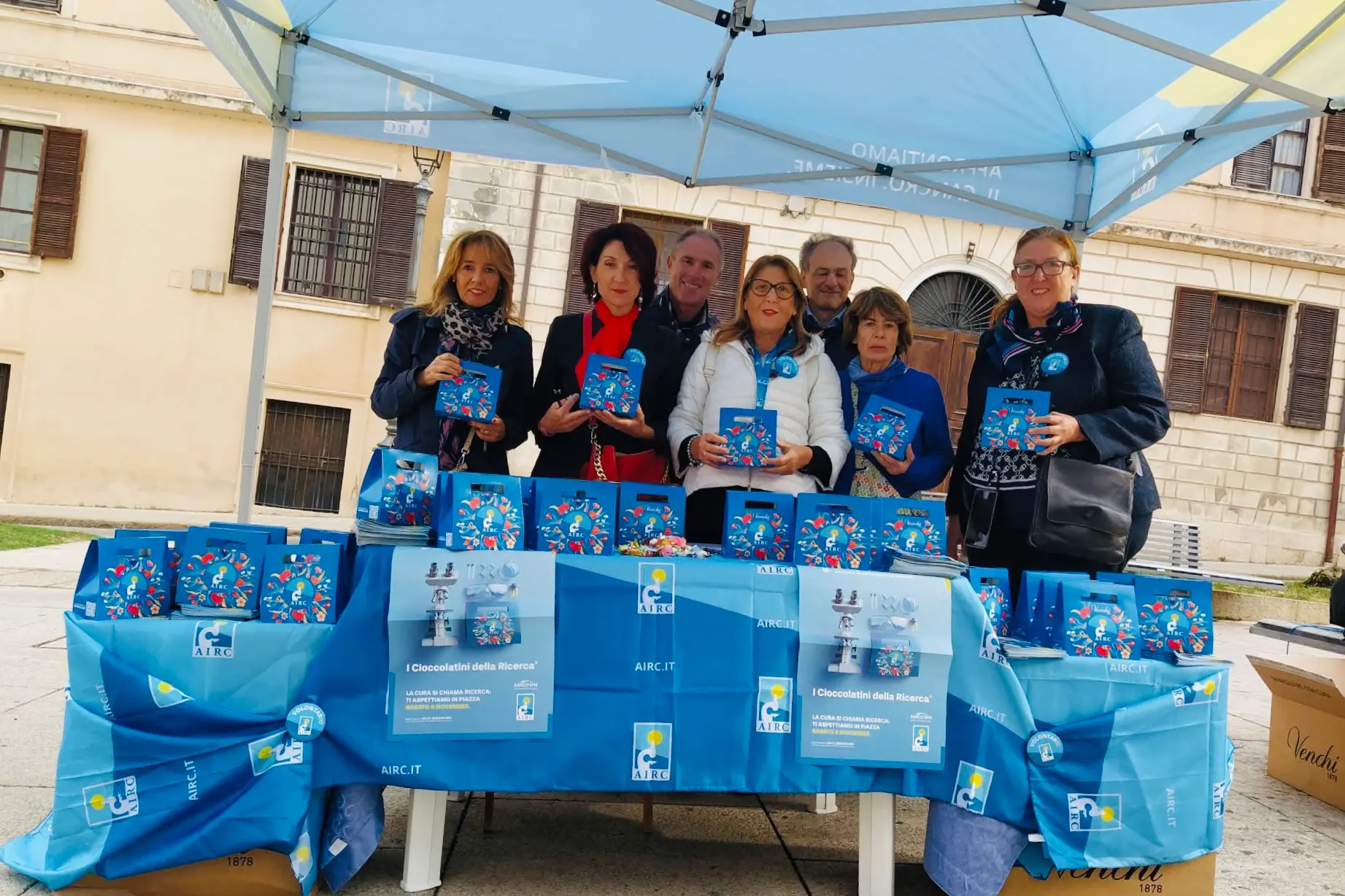 Alcuni volontari Airc del Comitato sardo (Foto Sara Marci)