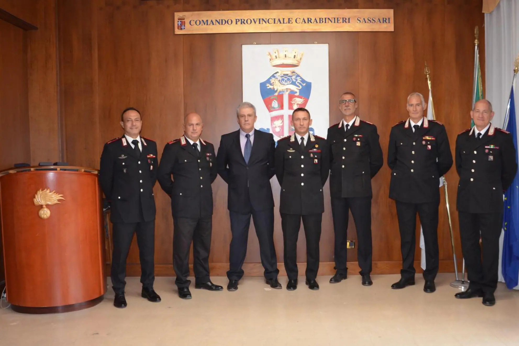 Alcuni deo sottuficiali promossi con il comandante provinciale, colonnello Antonio Maione