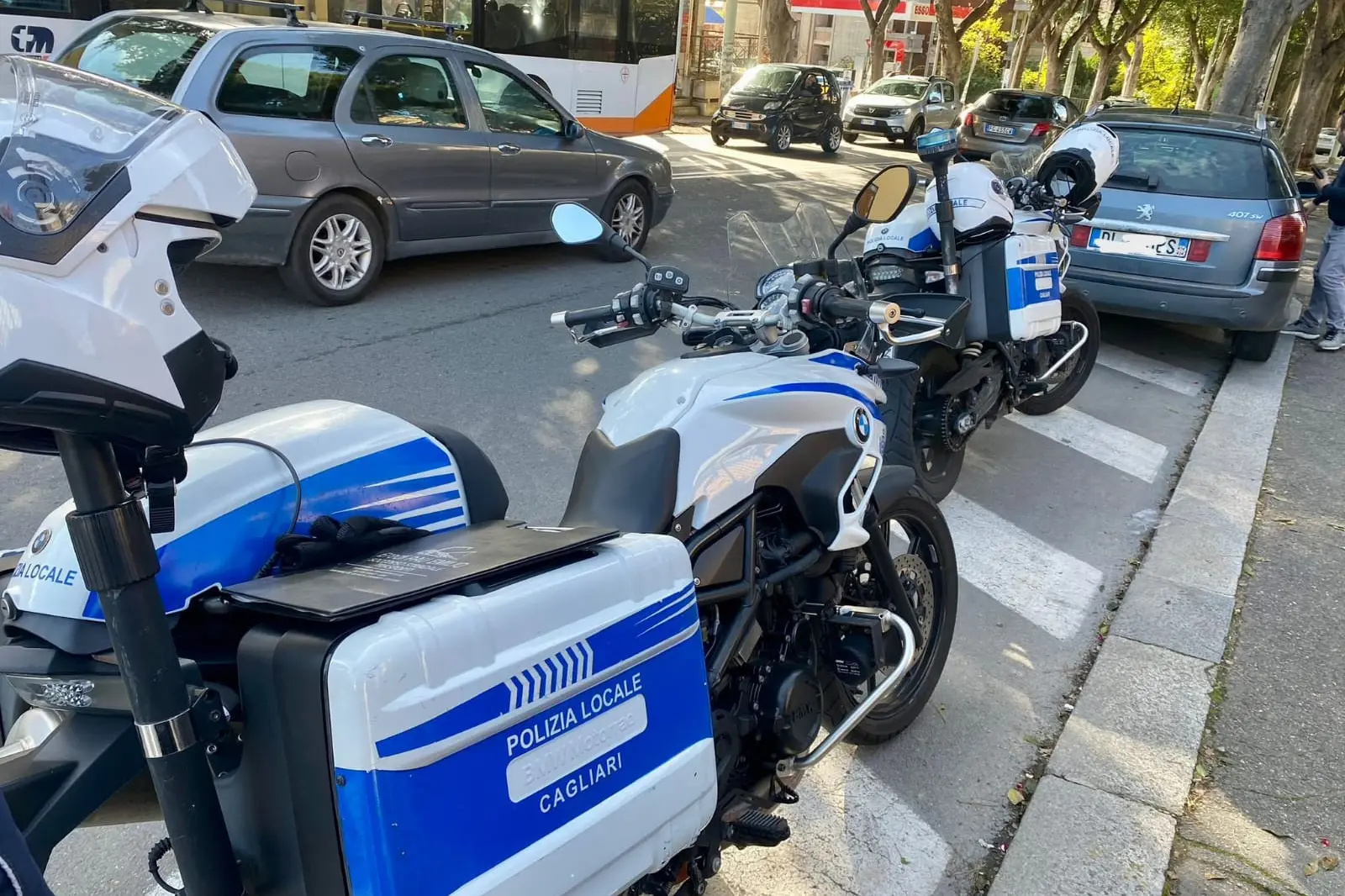 Le moto della Polizia locale (foto Polizia municipale)