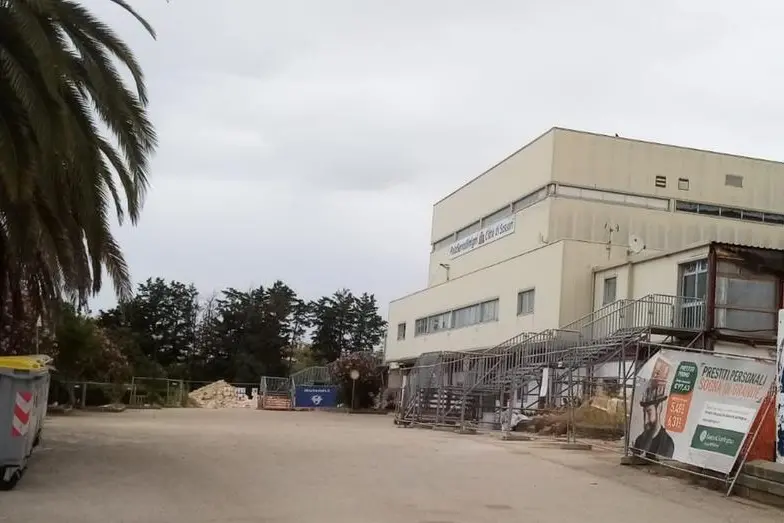 Lavori ancora fermi al PalaSerradimigni (foto L'Unione Sarda - Marras)