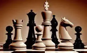 Il gioco degli scacchi (foto archivio L'Unione Sarda)
