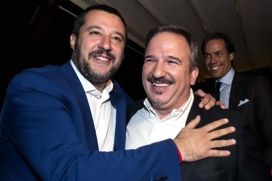 Luca Telese con Matteo Salvini (Ansa)