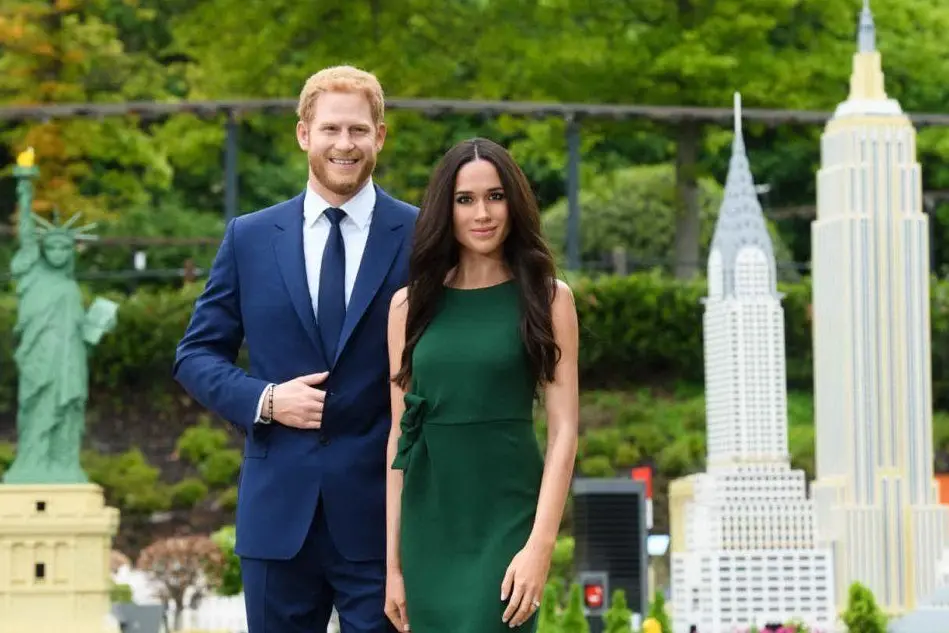 Harry e Meghan al Madame Tussauds (foto profilo ufficiale Facebook)