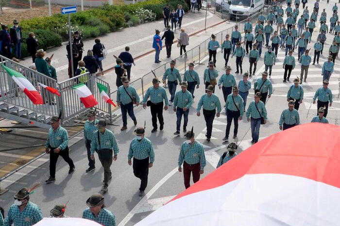 Harassment at the meeting of the Alpini: the investigation has been filed