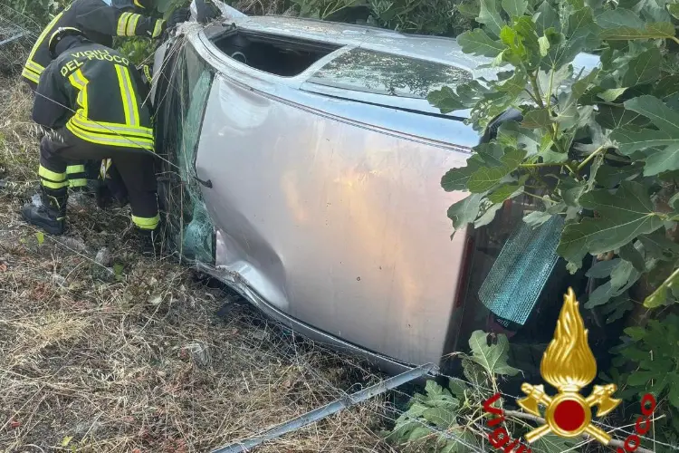 L'auto fuori stra