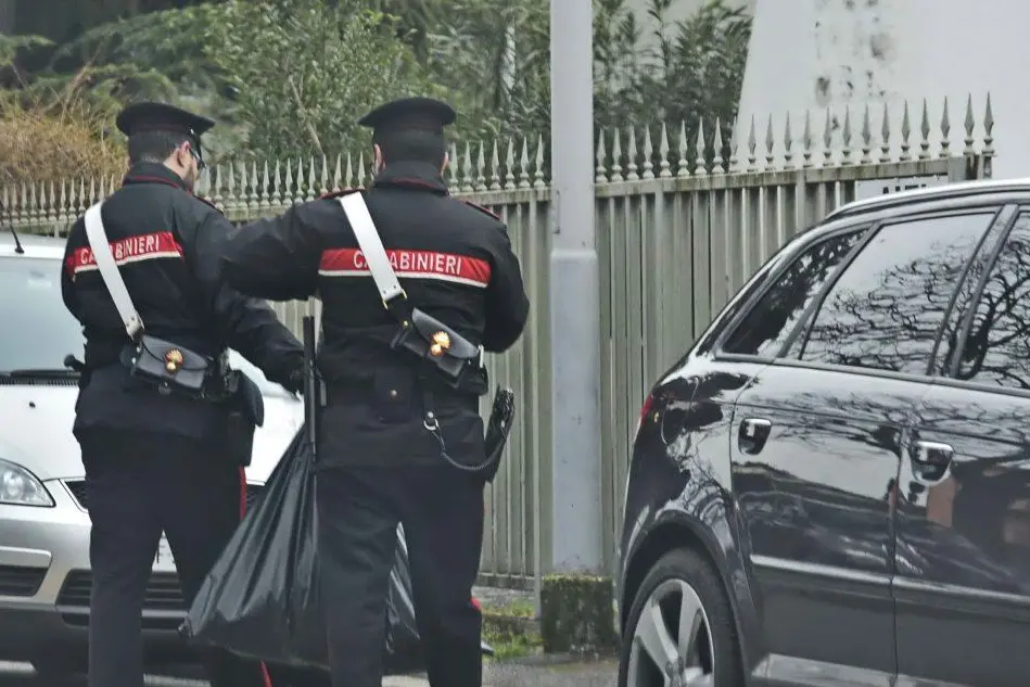 I carabinieri (immagine d'archivio)