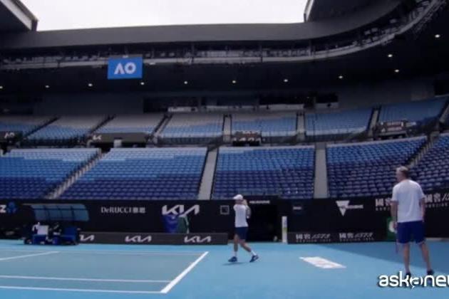 L'Australia annulla il visto di Djokovic: rischia l'espulsione
