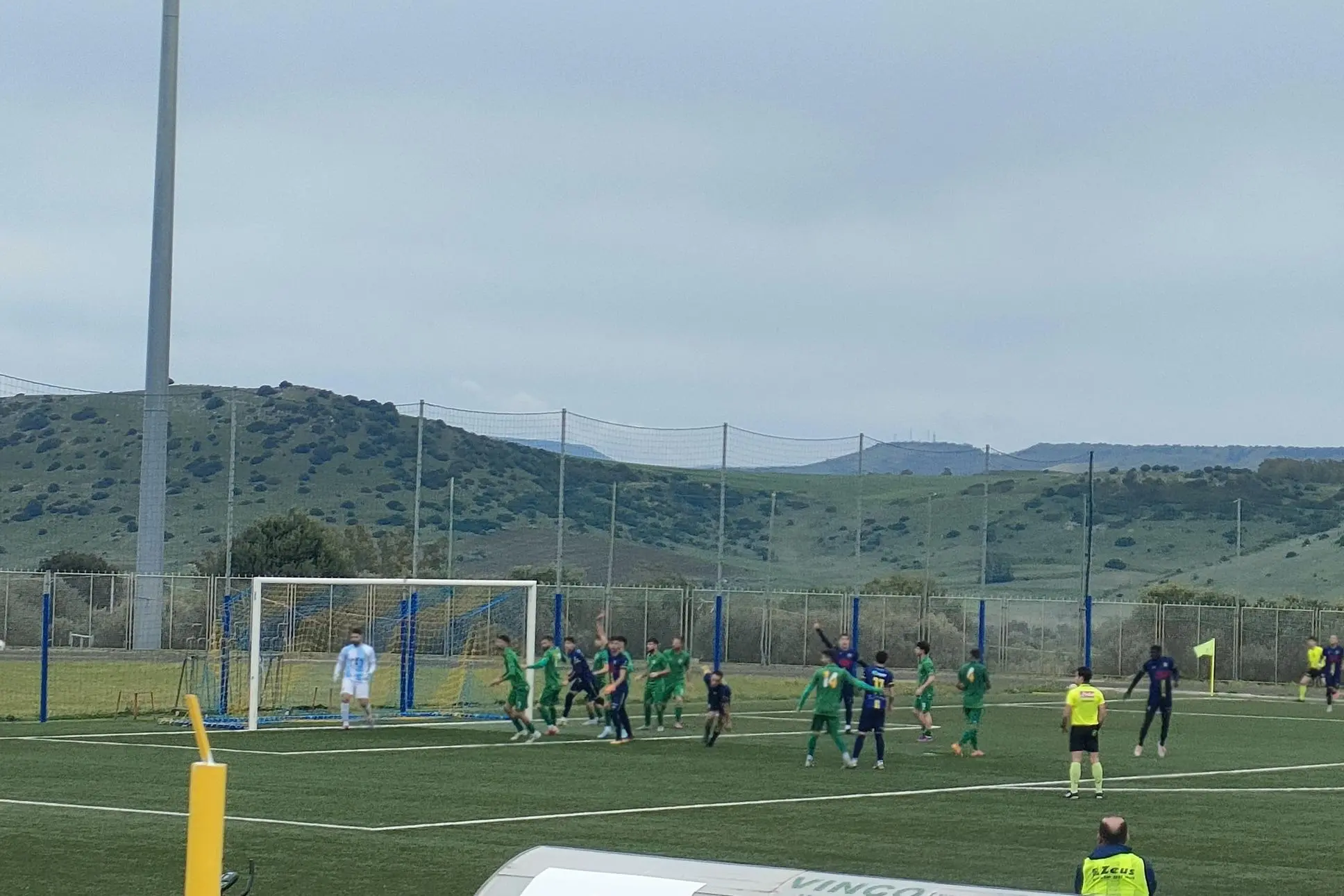 La Freccia Parte Montis in azione contro la Villacidrese (foto di Giacomo Pala)