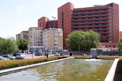 L'ospedale San Matteo di Pavia (foto Ansa)