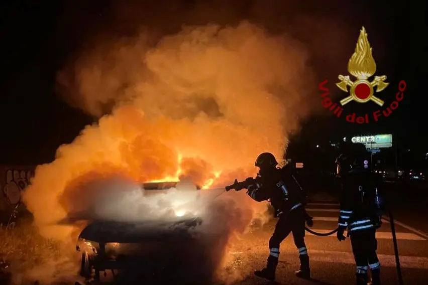 (foto vigili del fuoco)