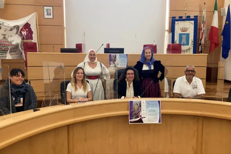 La presentazione della mostra (foto L'Unione Sarda - Pala)